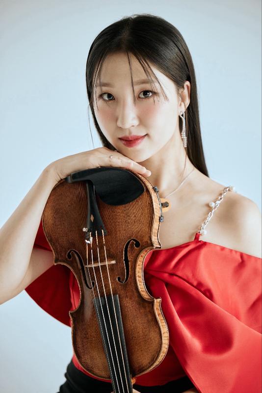 Foto von Grace Kyung Eun Lee
